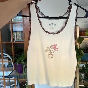 Hollister mushroom tank